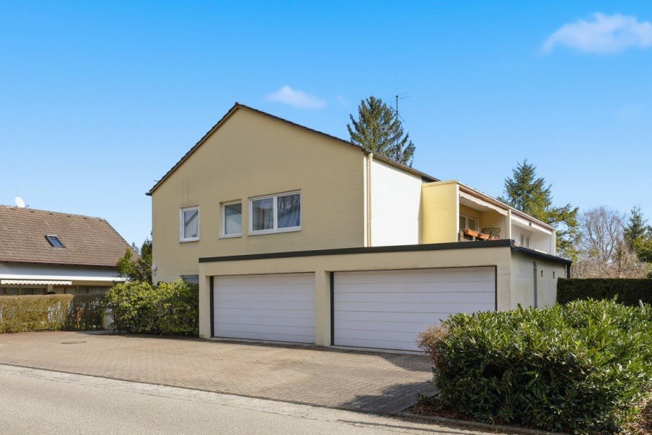 Hausansicht Etagenwohnung Planegg