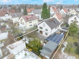 Hauptbild CHARMANTES EINFAMILIENHAUS MIT GRO�EM POTENZIAL IN M�NCHEN-MOOSACH