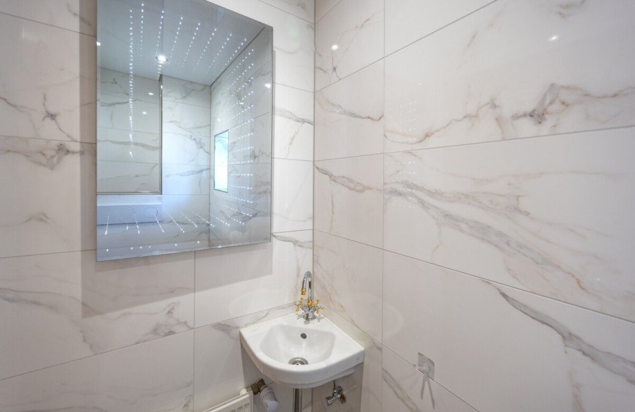 Separates WC Reihenhaus M�nchen / Aubing