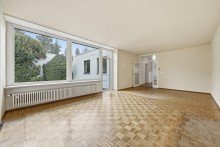 Wohnzimmer REIHENHAUS-BUNGALOW MIT GARTEN & VIEL POTENZIAL IN M�NCHEN-TRUDERING