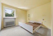 Schlafzimmer REIHENHAUS-BUNGALOW MIT GARTEN & VIEL POTENZIAL IN M�NCHEN-TRUDERING