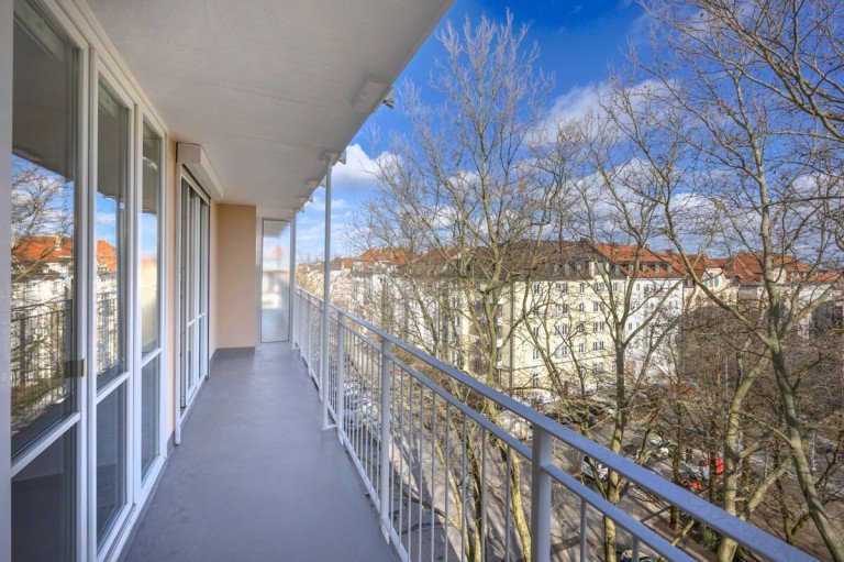 Loggia M�nchen Etagenwohnung BESTLAGE HABSBURGERPLATZ! TRAUMHAFTE 2-ZI.-WHG. MIT GRO�ER LOGGIA IN SCHWABING