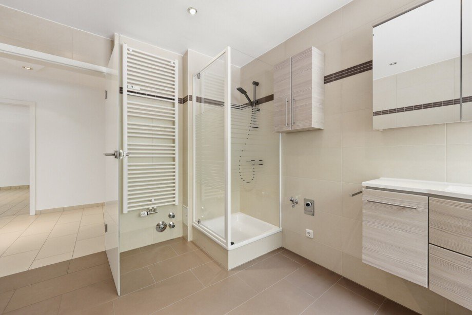 Bad Erdgeschosswohnung M�nchen
