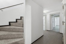 UG - Flur REIHENHAUS-BUNGALOW MIT GARTEN & VIEL POTENZIAL IN M�NCHEN-TRUDERING