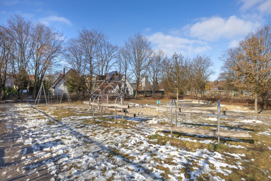 Spielplatz Etagenwohnung Planegg