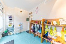Eingangsbereich Gewerbefl�che MODERNE & GUT VERMIETETE GEWERBEEINHEIT (KITA) IN M�NCHEN-LAIM
