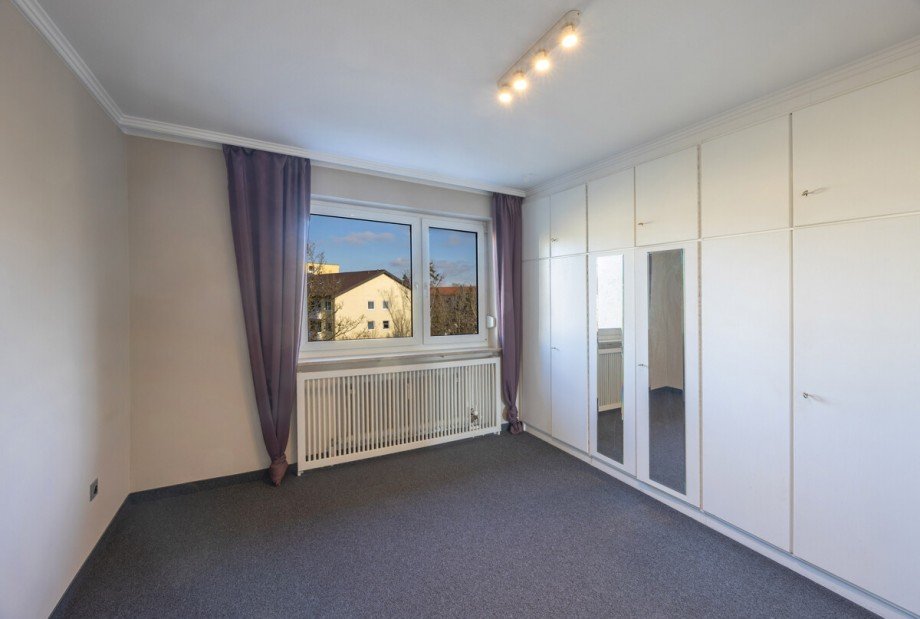 Schlafzimmer Etagenwohnung Planegg
