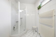 Bad REIHENHAUS-BUNGALOW MIT GARTEN & VIEL POTENZIAL IN M�NCHEN-TRUDERING